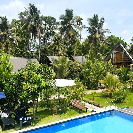 Steps Garden Resort Negombo Exteriör bild